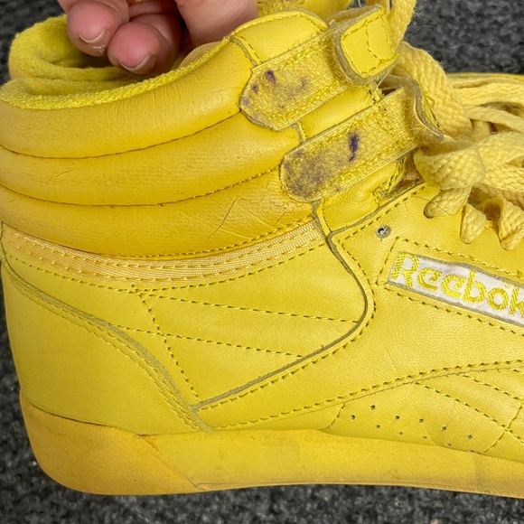 Vintage 80's Freestyle Reebok High Top Sneakers size 5.5 womens/Youth size 4 - Picture 2 of 5
